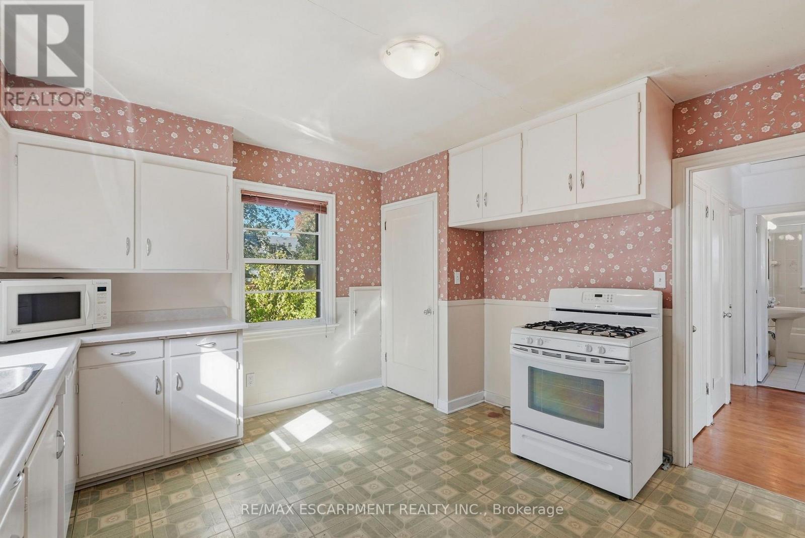 55 Lakeview Avenue, Grimsby, Ontario  L3M 3M3 - Photo 14 - X14111472