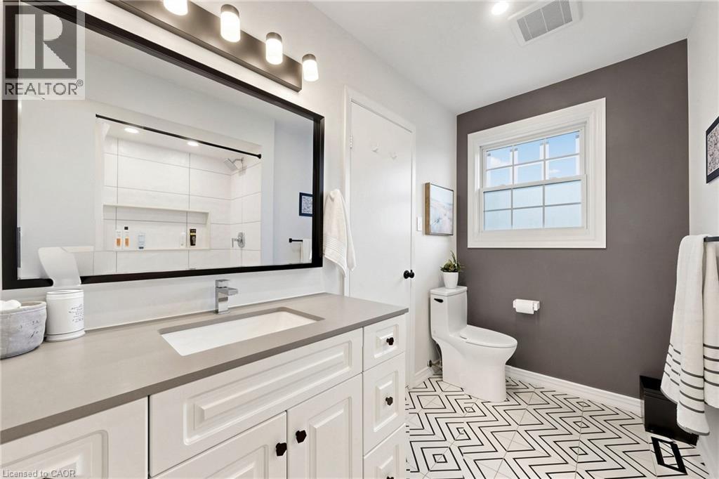 341 Lynnwood Drive, Oakville, Ontario  L6H 1M7 - Photo 24 - 40873644
