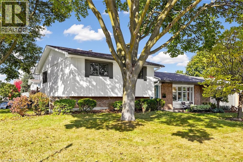 341 Lynnwood Drive, Oakville, Ontario  L6H 1M7 - Photo 3 - 40873644