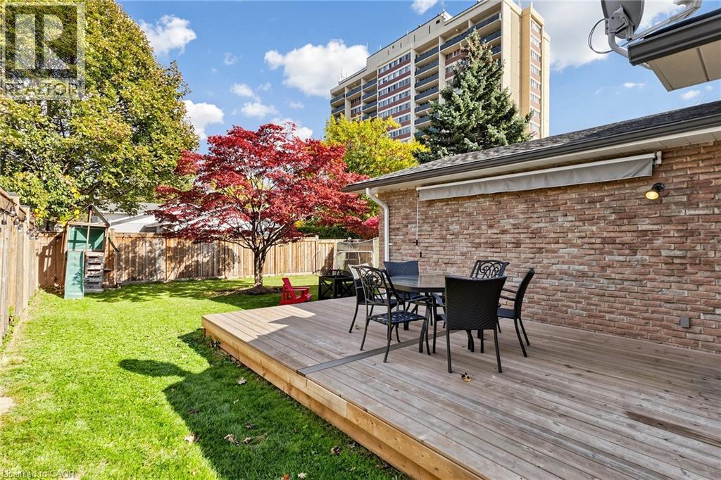 341 Lynnwood Drive, Oakville, Ontario  L6H 1M7 - Photo 35 - 40873644