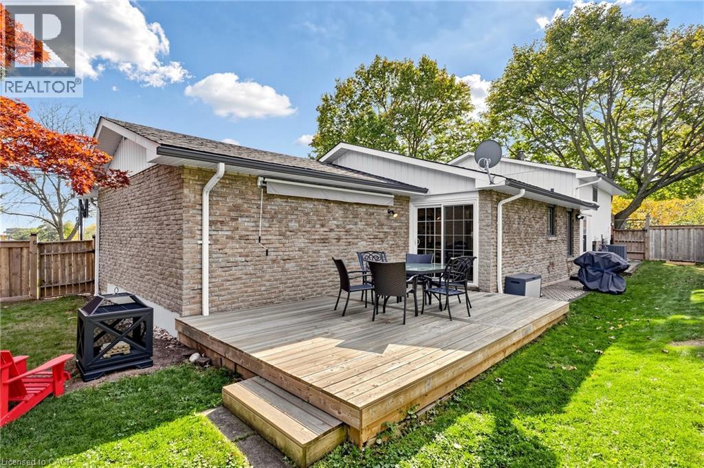 341 Lynnwood Drive, Oakville, Ontario  L6H 1M7 - Photo 36 - 40873644
