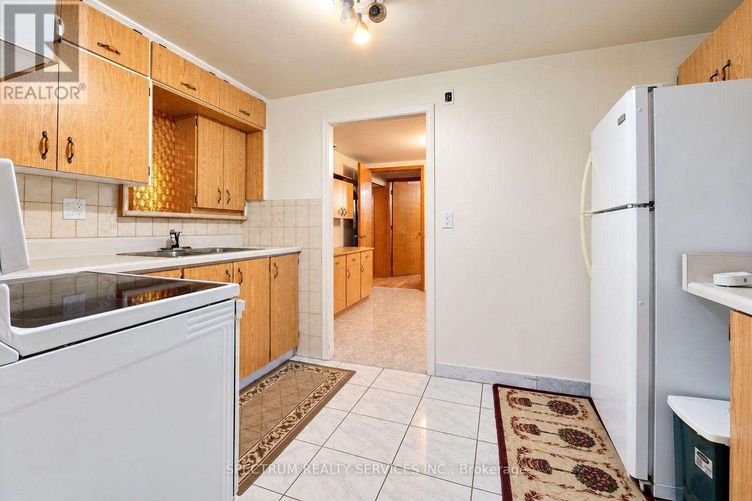 42 Berkham Road, Toronto, Ontario  M1H 2T4 - Photo 22 - E14108866