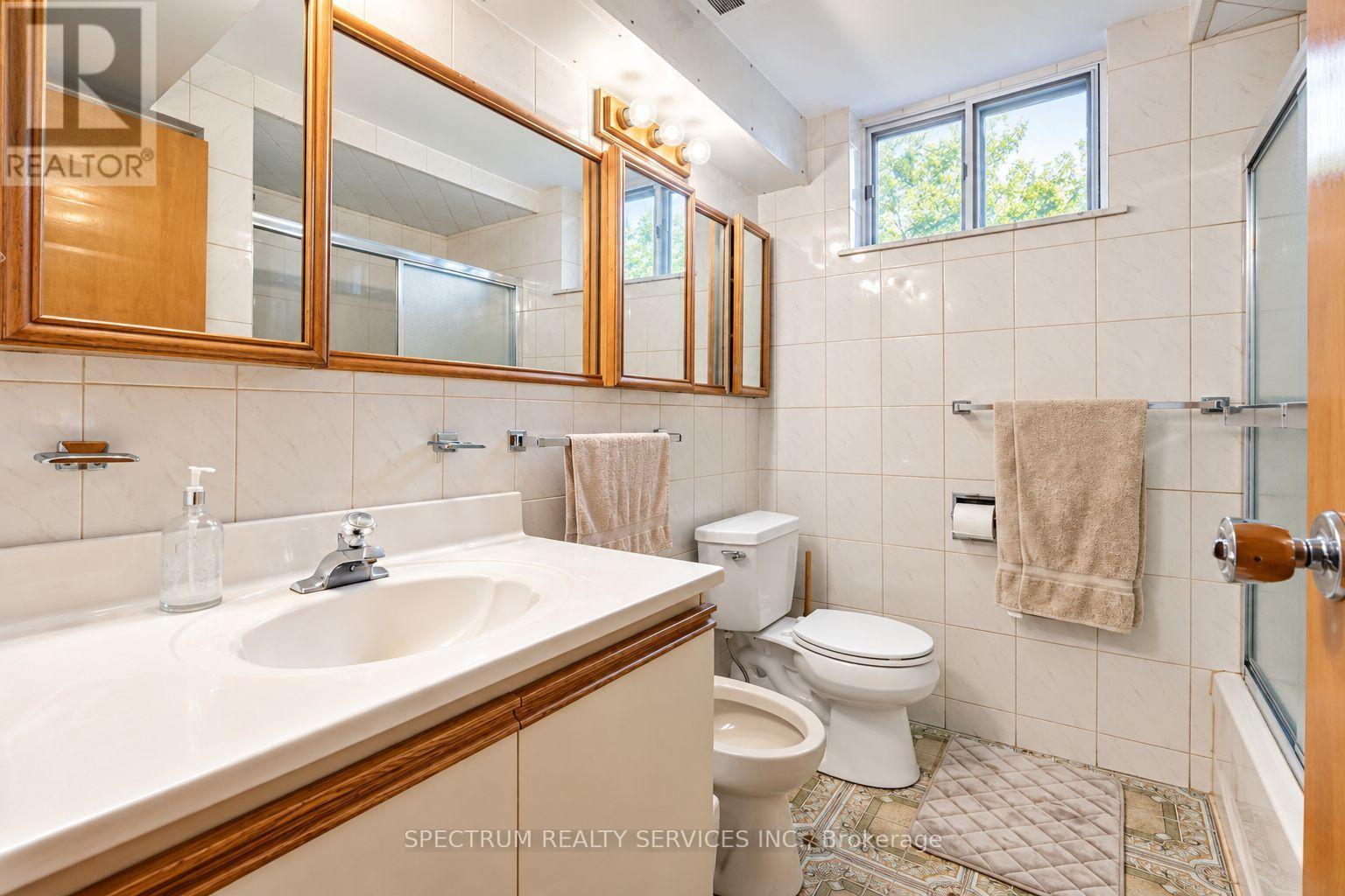 42 Berkham Road, Toronto, Ontario  M1H 2T4 - Photo 25 - E14108866
