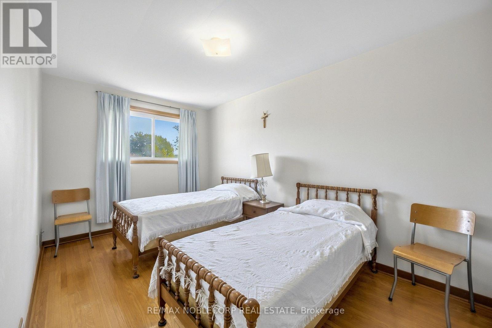 157 Hallmark Avenue, Toronto, Ontario  M8W 4K9 - Photo 19 - W14111710
