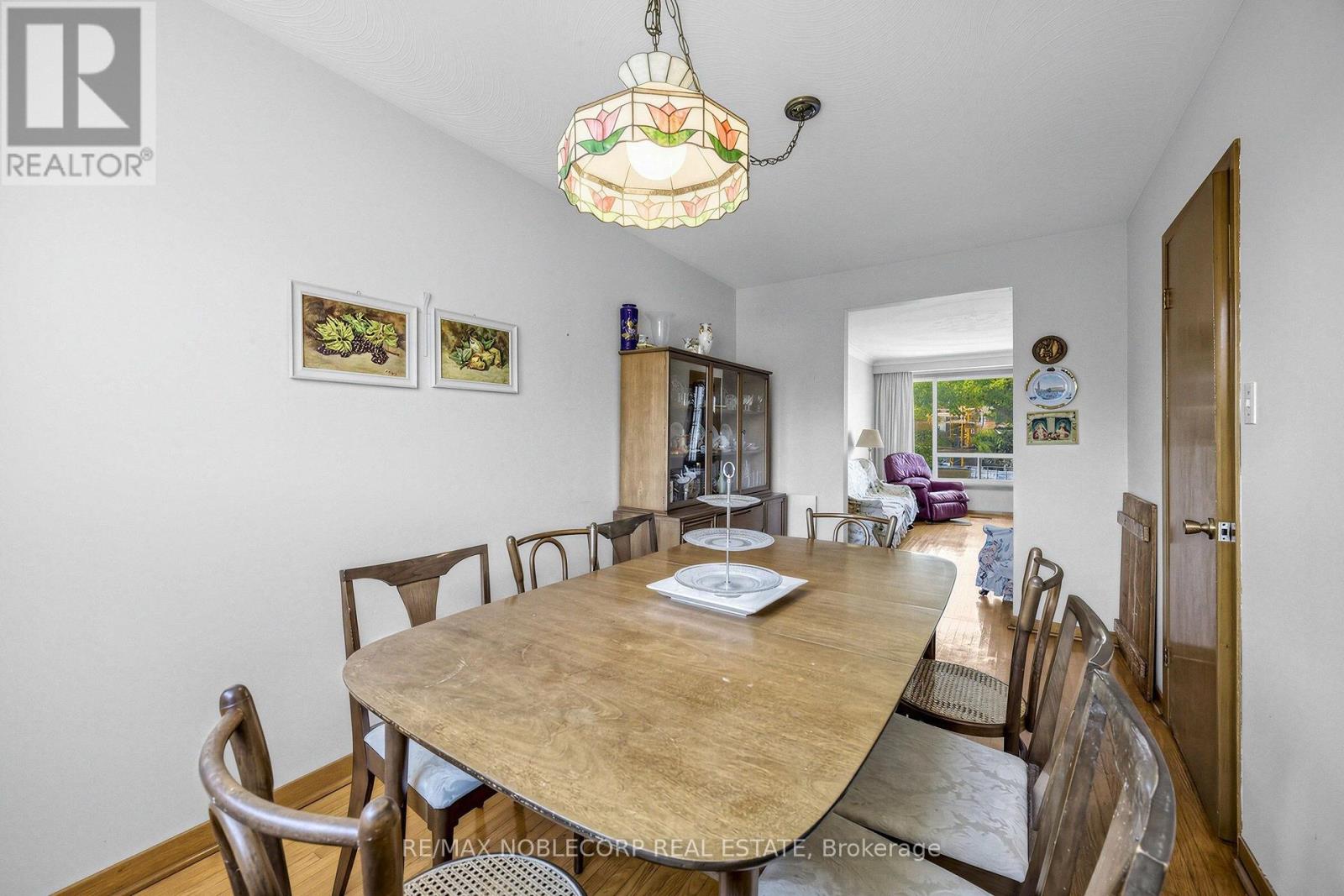 157 Hallmark Avenue, Toronto, Ontario  M8W 4K9 - Photo 10 - W14111710