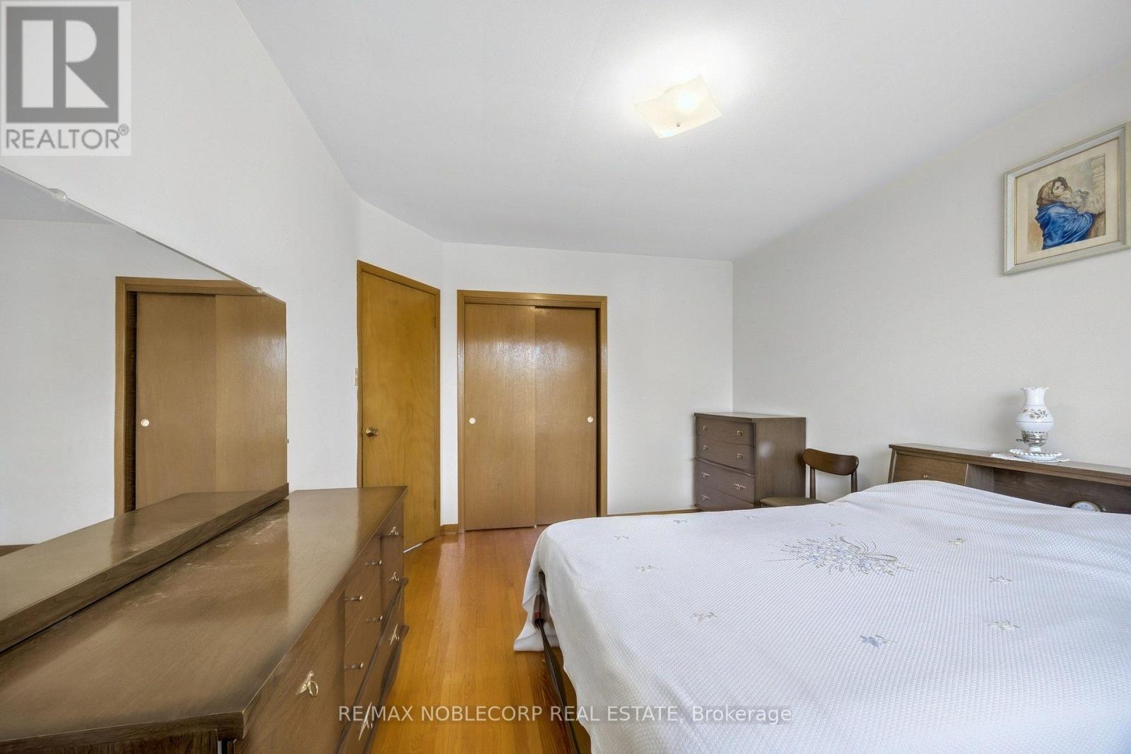 157 Hallmark Avenue, Toronto, Ontario  M8W 4K9 - Photo 18 - W14111710