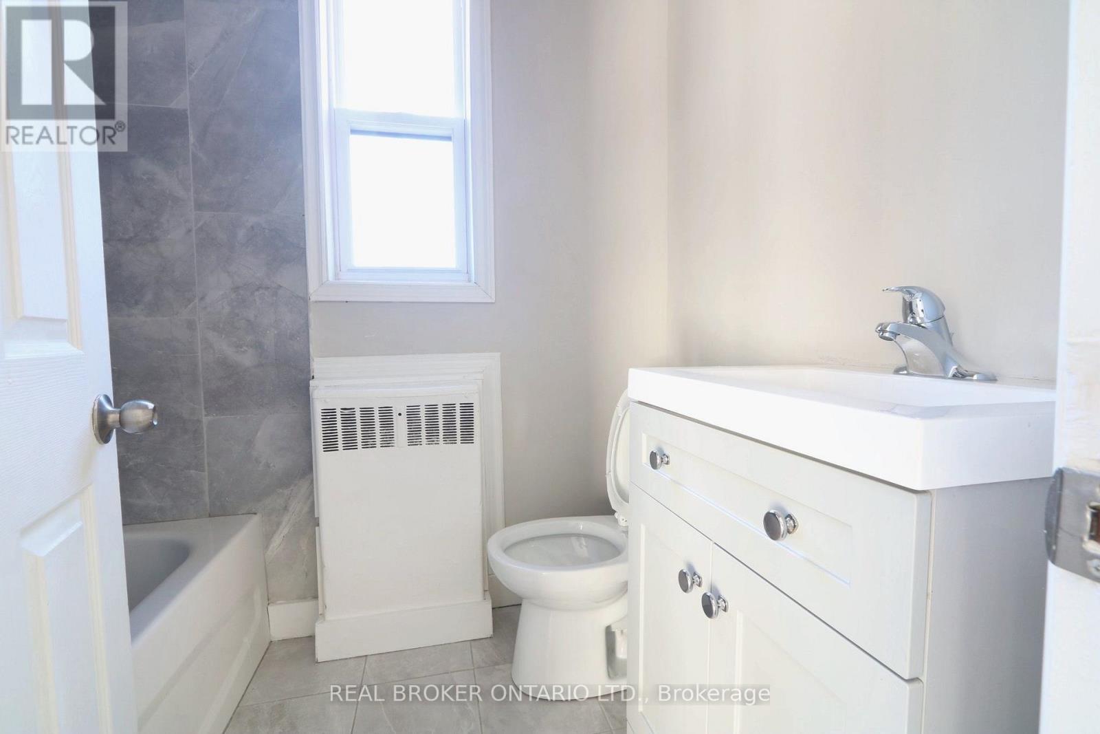 903-909 Main Street E, Hamilton, Ontario  L8M 1M6 - Photo 17 - X14100080