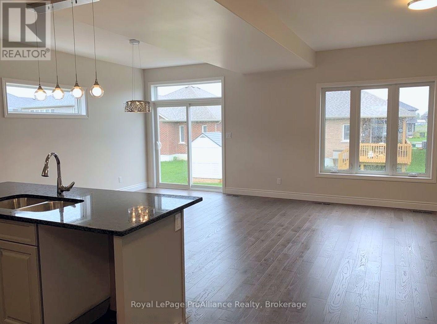 66 Farmington Crescent, Belleville, Ontario  K8N 0J8 - Photo 5 - X14111814
