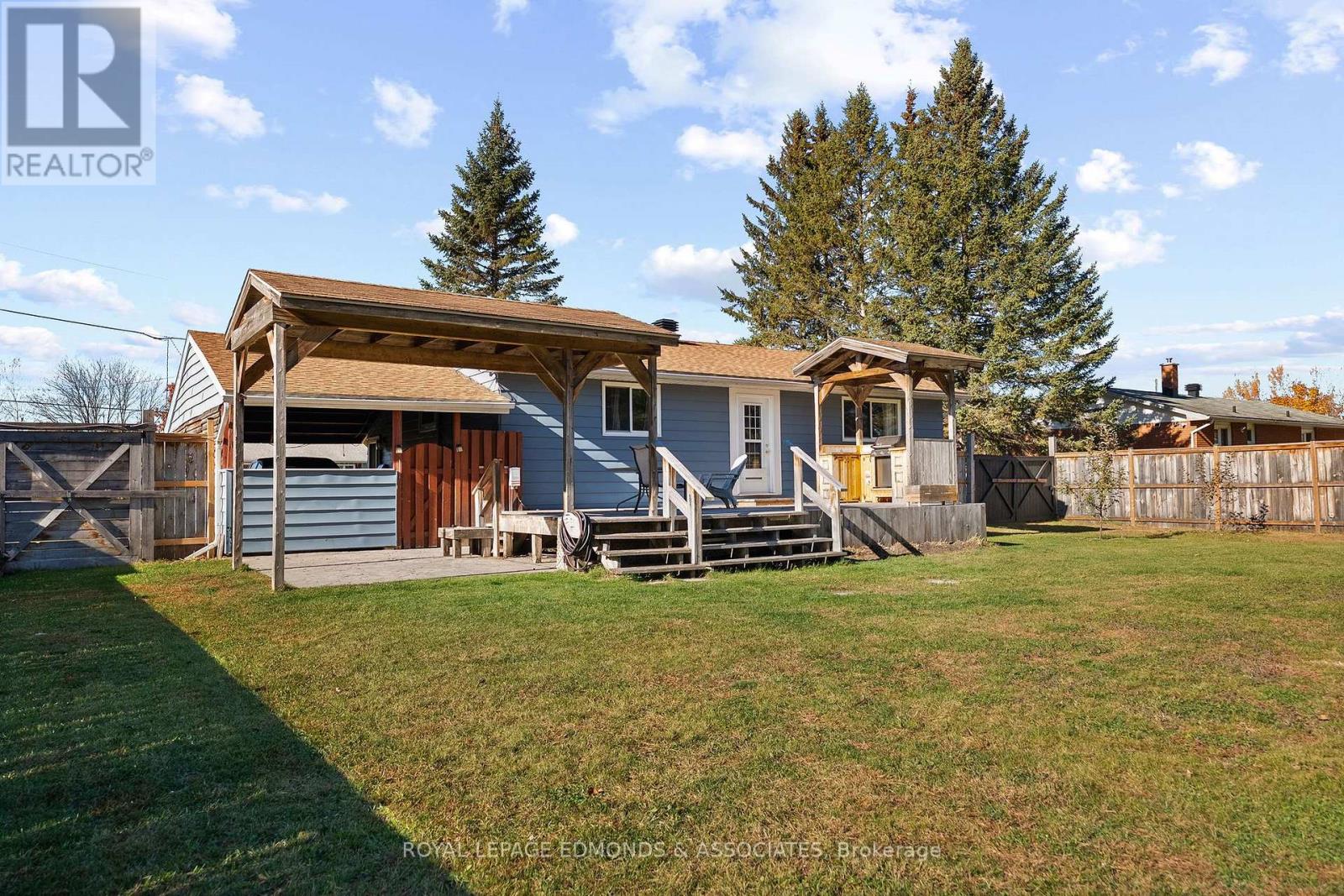 10 William Street, Petawawa, Ontario  K8H 2K4 - Photo 34 - X14111770