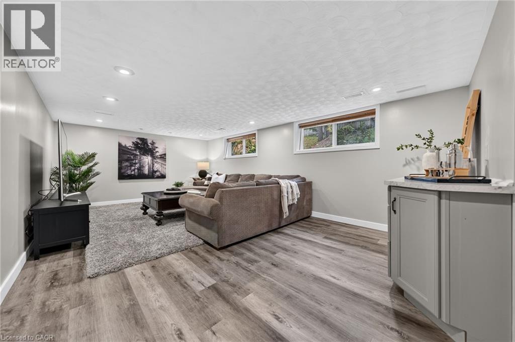 33 Shadywood Crescent, Kitchener, Ontario  N2M 4J1 - Photo 32 - 40844819