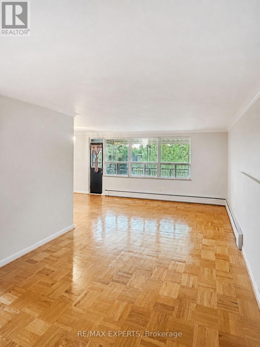 6 - 26 Fraserwood Avenue, Toronto, Ontario  M6B 2N5 - Photo 16 - C14111780
