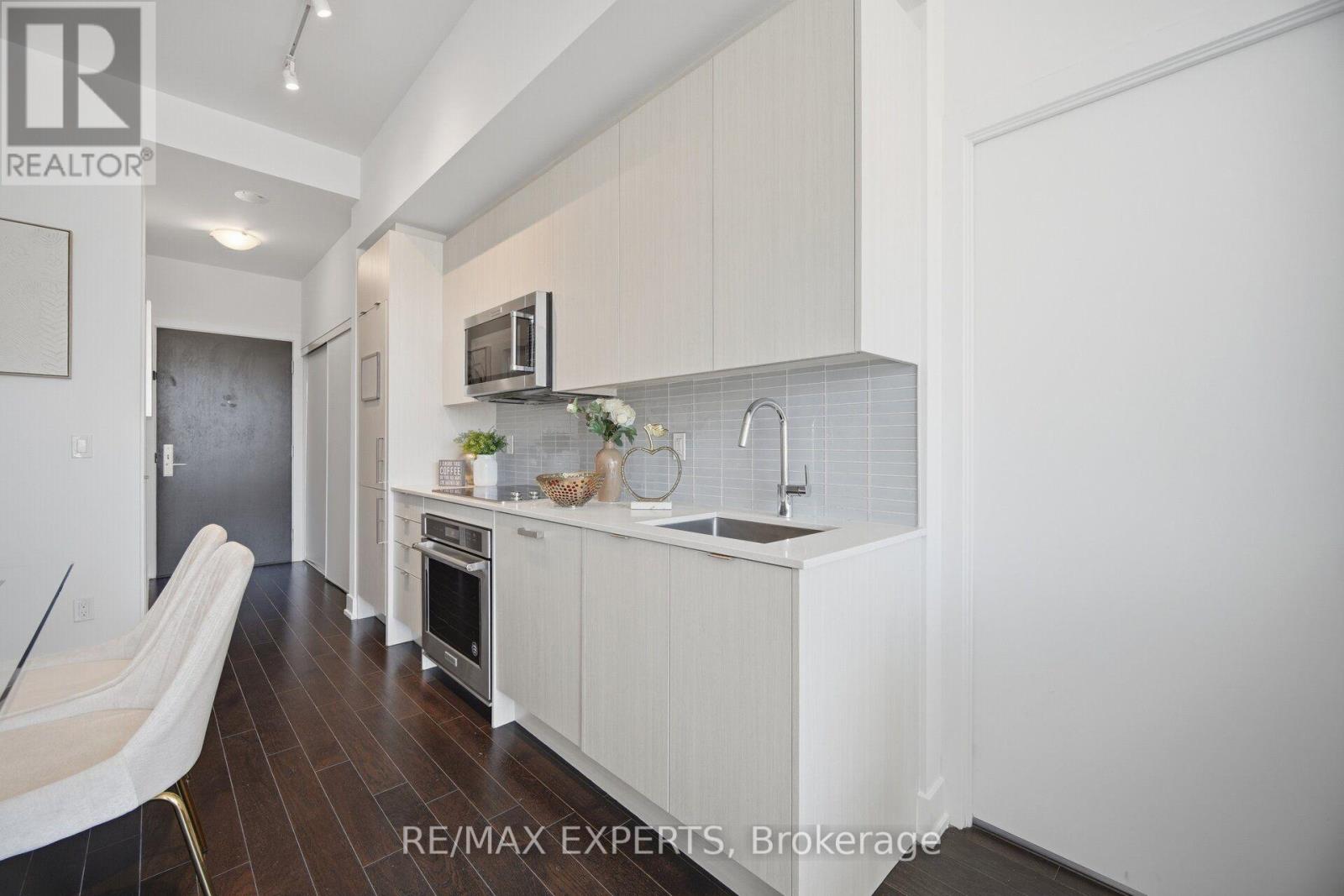 206 - 181 Bedford Road, Toronto, Ontario  M5R 0C2 - Photo 10 - C14111808