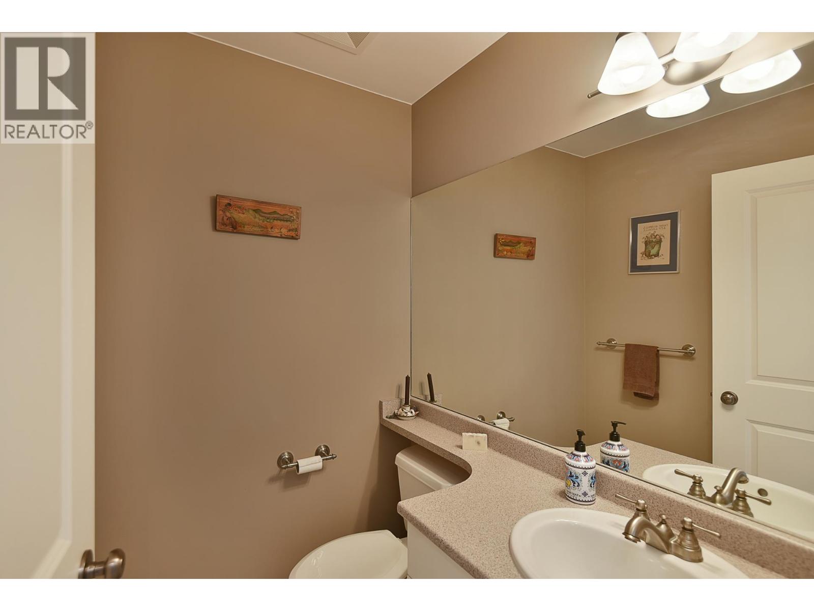 6252 Baillie Road, Sechelt, British Columbia  V7Z 0R5 - Photo 22 - R3178056