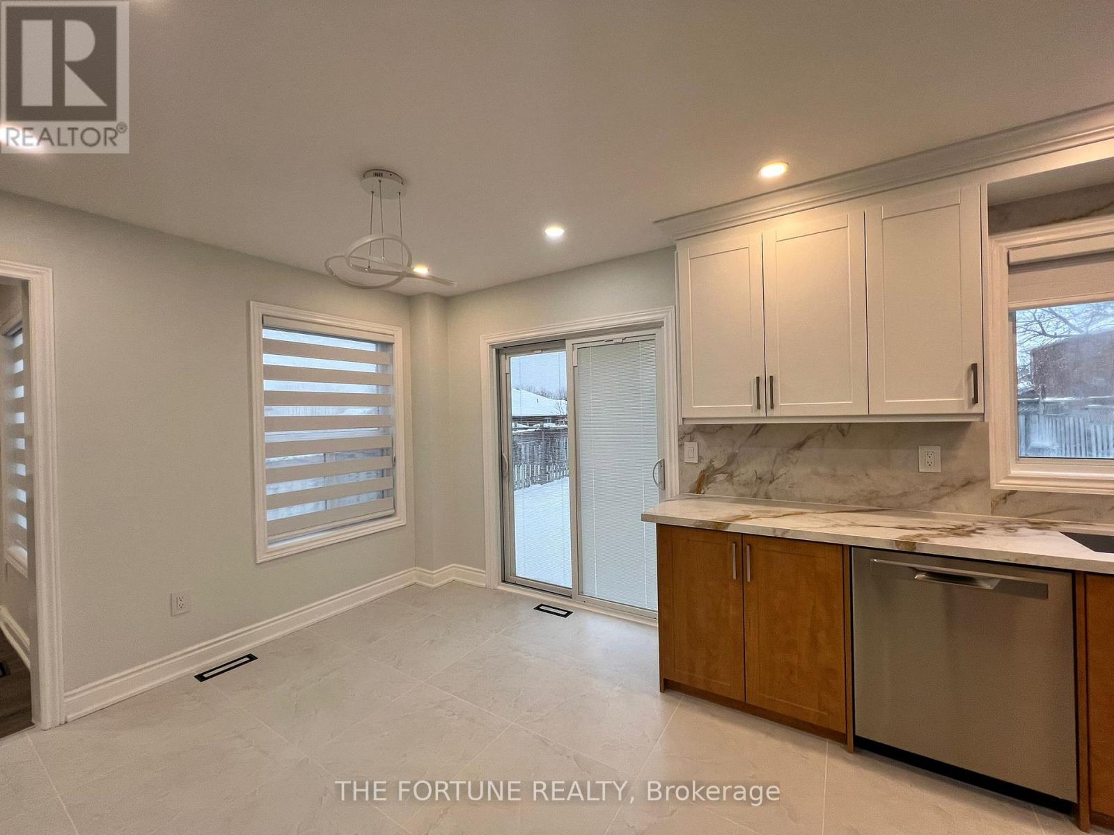 20 Grace Crescent, Barrie (Painswick South), Ontario  L4N 9S8 - Photo 12 - S14111766
