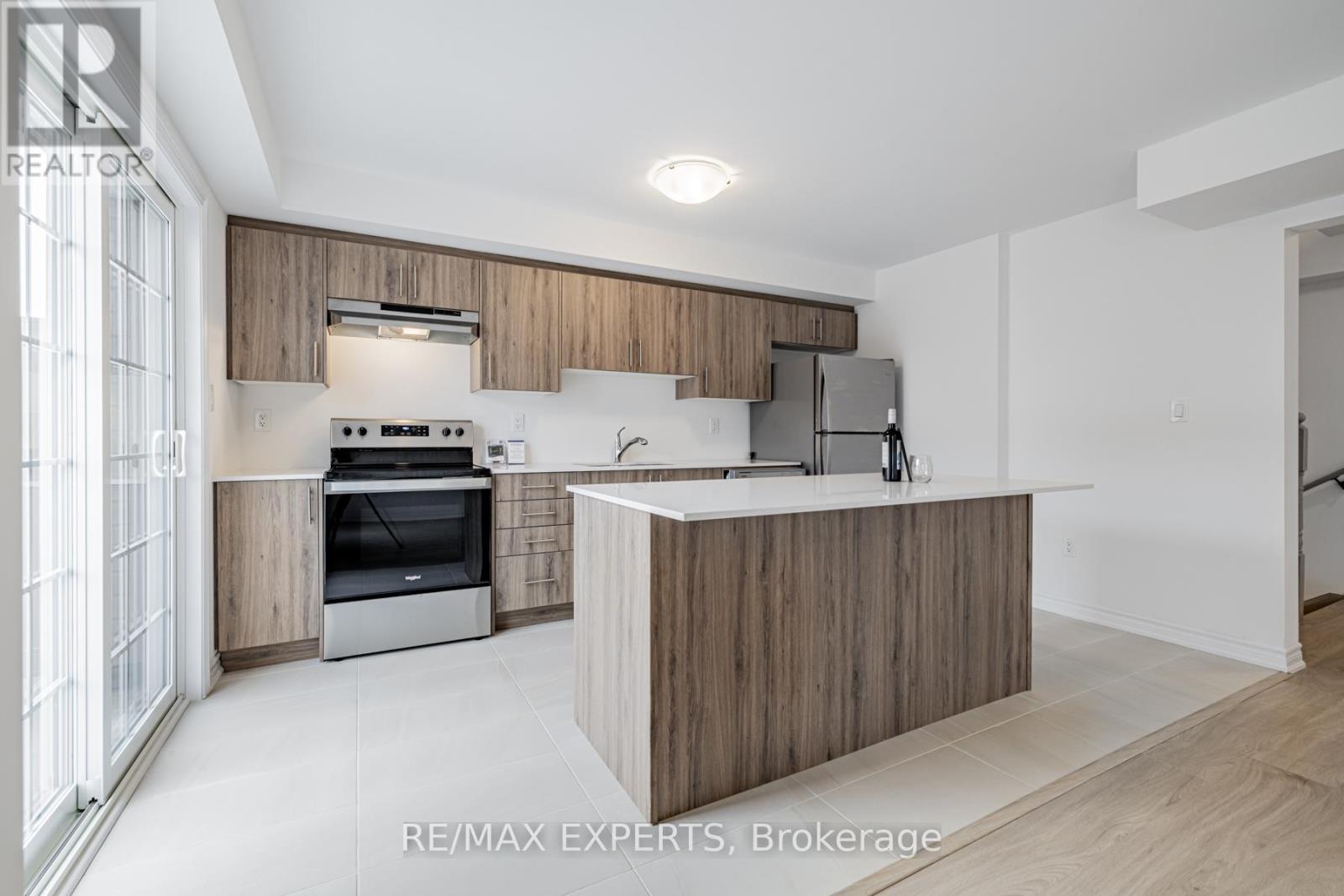 13 Silo Mews, Barrie, Ontario  L9J 0C2 - Photo 13 - S14111836