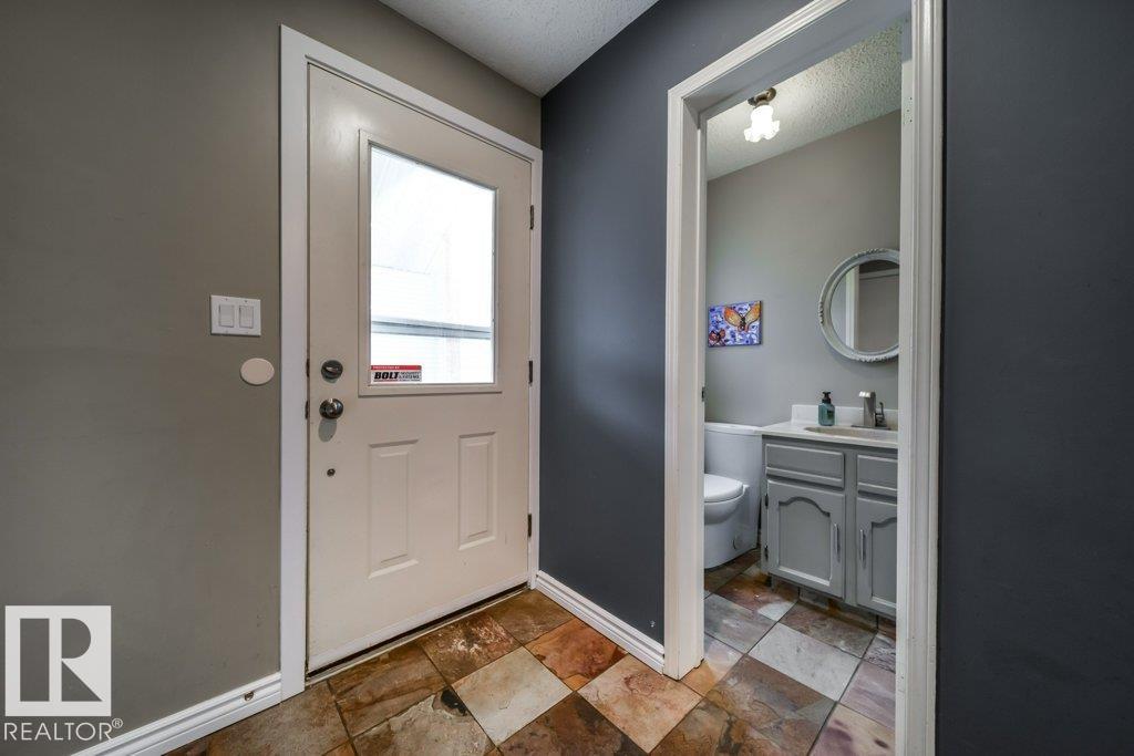 3815 36 Av NW, Edmonton, Alberta  T6L 5R8 - Photo 31 - E4512863