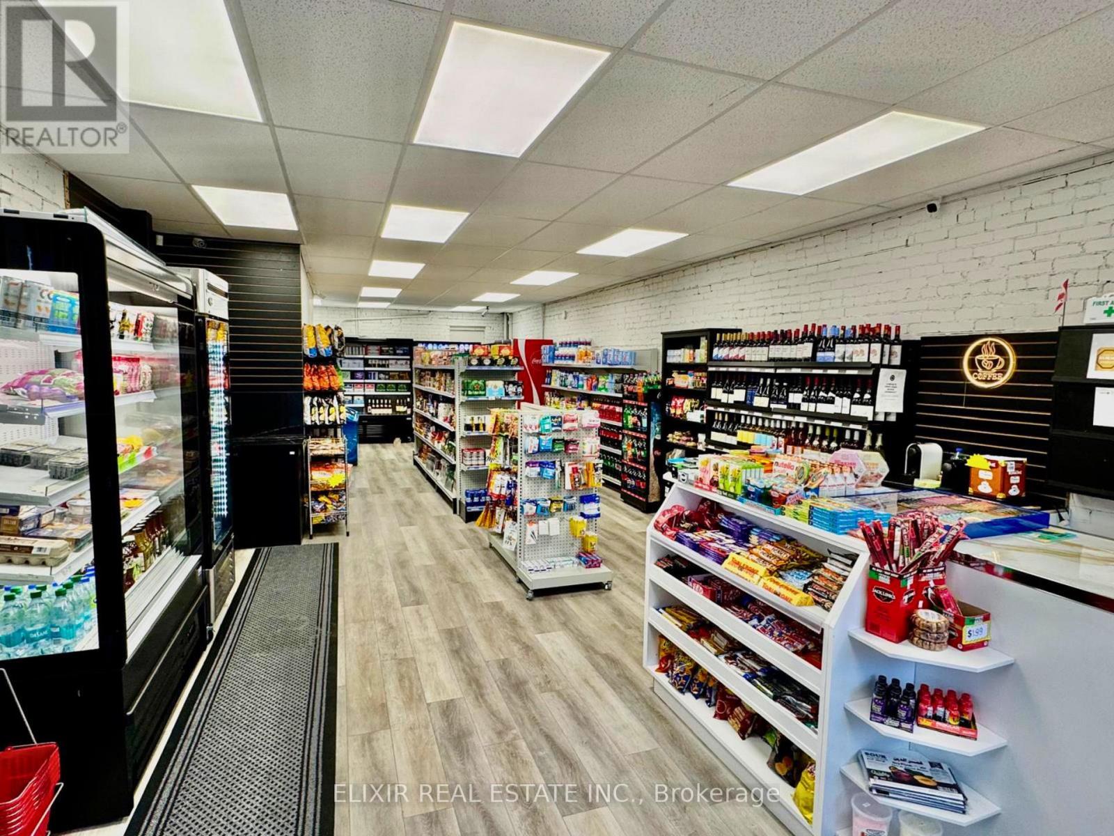 461 Eglinton Avenue E, Toronto, Ontario  M4P 1M8 - Photo 14 - C14111858