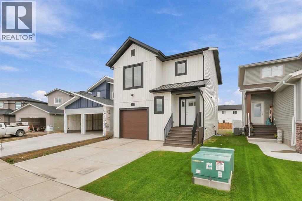 130 Norseman Close, Penhold, Alberta  T4S 1N1 - Photo 1 - A2351492