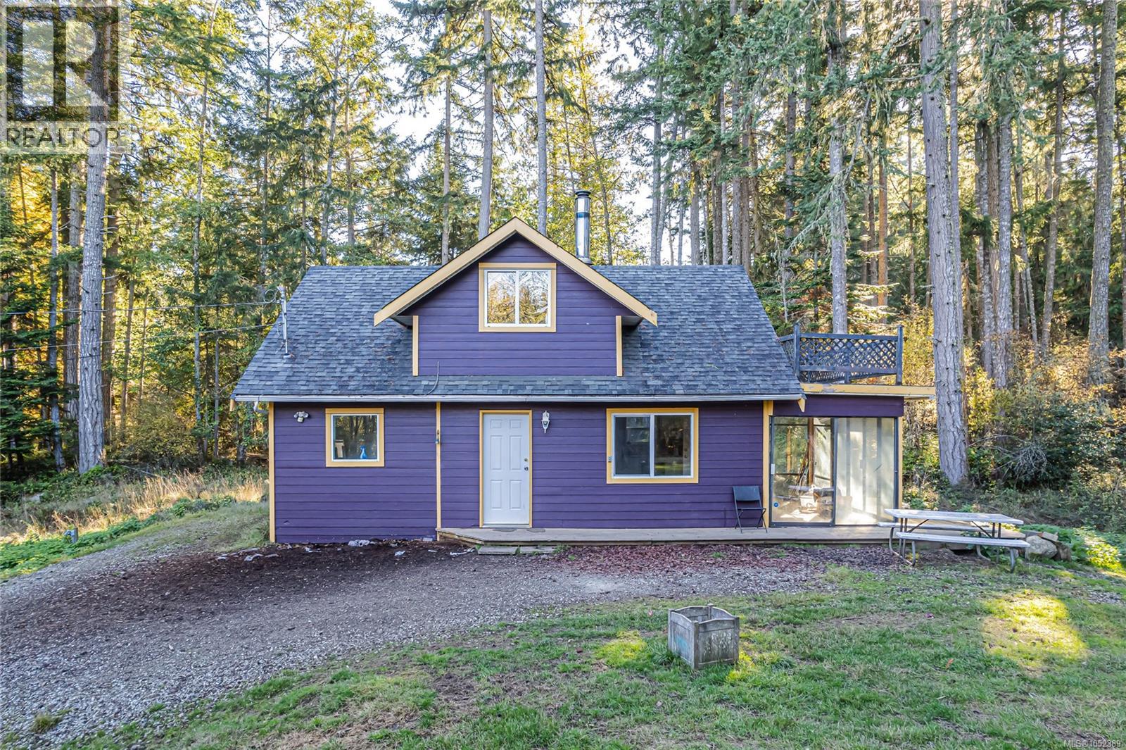148 Meadow Dr, Salt Spring, British Columbia