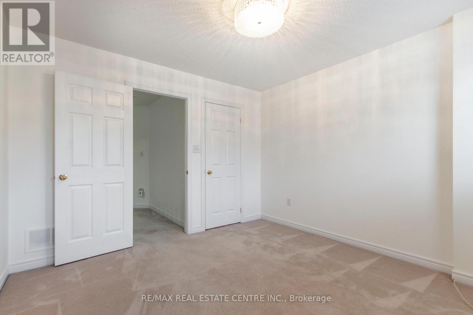 29 - 130 Robert Street, Milton, Ontario  L9T 6E3 - Photo 18 - W14111848