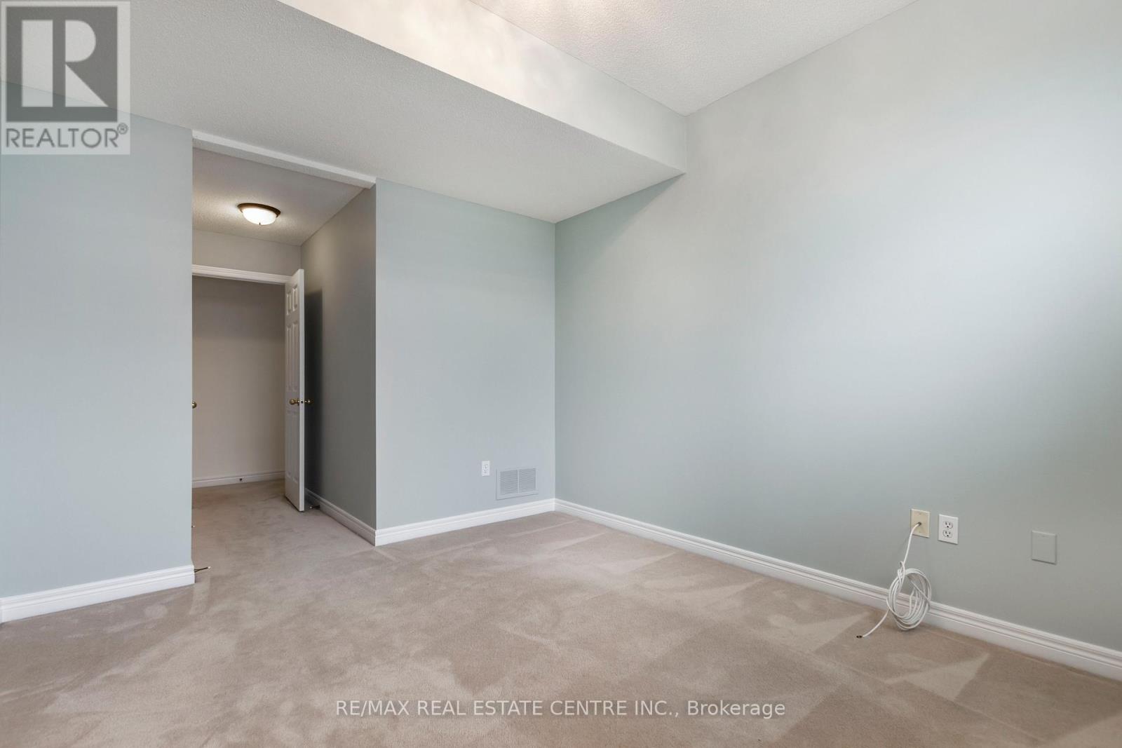 29 - 130 Robert Street, Milton, Ontario  L9T 6E3 - Photo 20 - W14111848