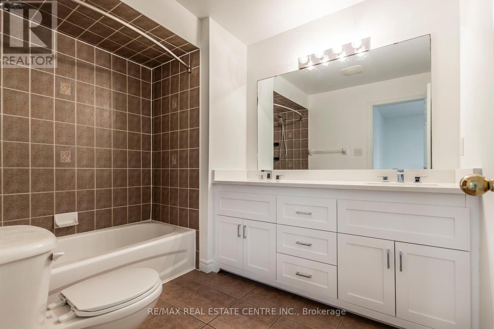 29 - 130 Robert Street, Milton, Ontario  L9T 6E3 - Photo 22 - W14111848