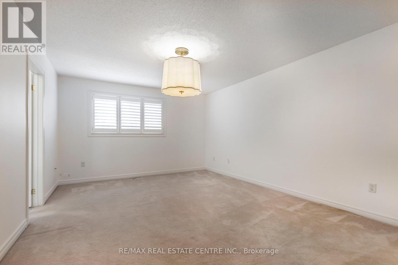 29 - 130 Robert Street, Milton, Ontario  L9T 6E3 - Photo 23 - W14111848