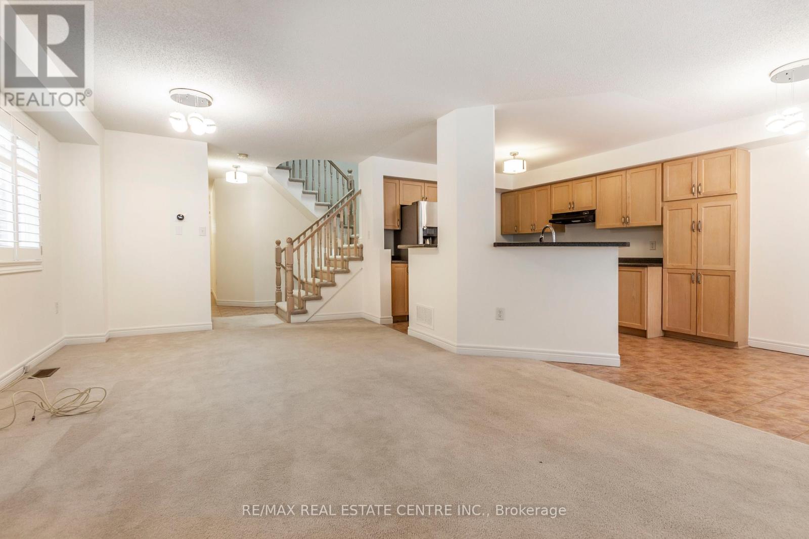 29 - 130 Robert Street, Milton, Ontario  L9T 6E3 - Photo 6 - W14111848