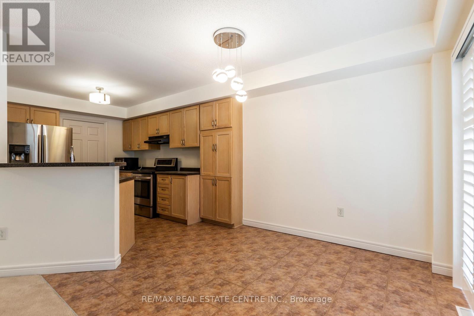 29 - 130 Robert Street, Milton, Ontario  L9T 6E3 - Photo 8 - W14111848