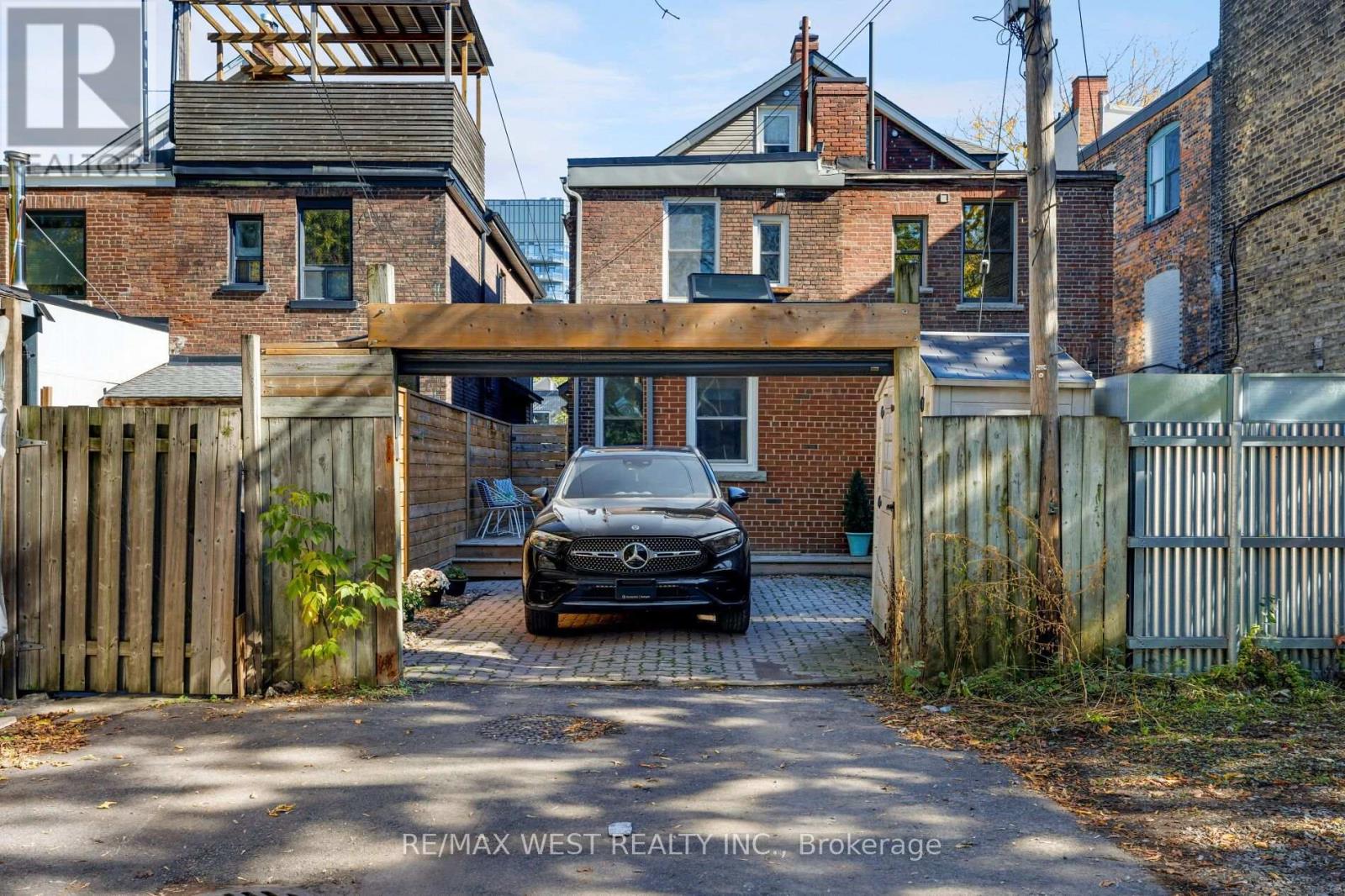 12 Strickland Avenue, Toronto, Ontario  M6K 2H8 - Photo 25 - W14111022