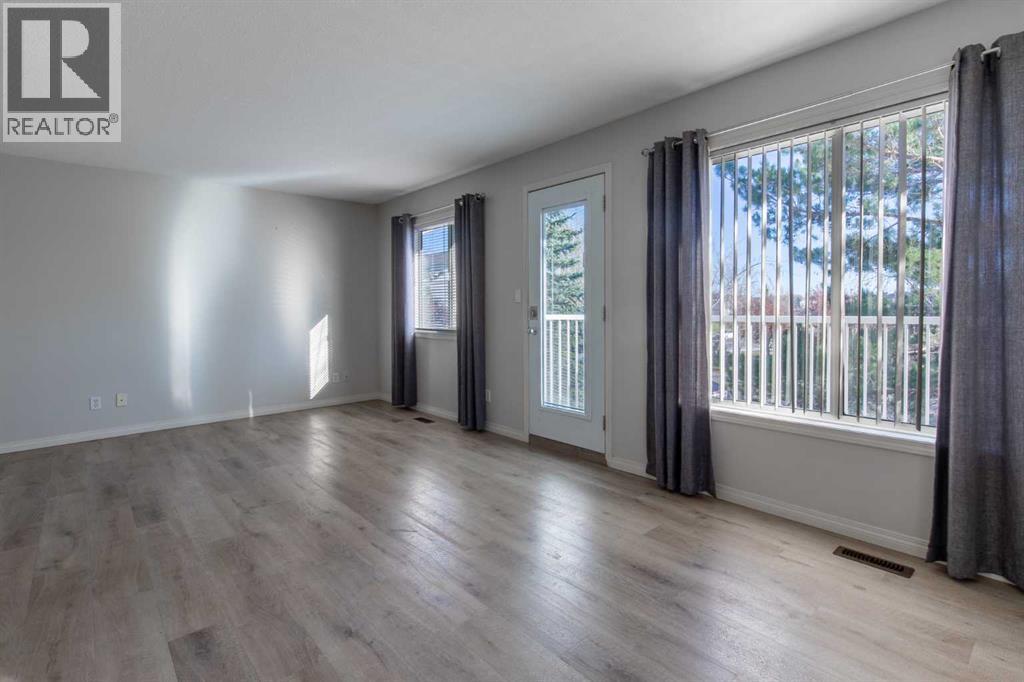 5, 5 Tartan Boulevard W, Lethbridge, Alberta T1J 5Y5 - Photo 11 - A2352418