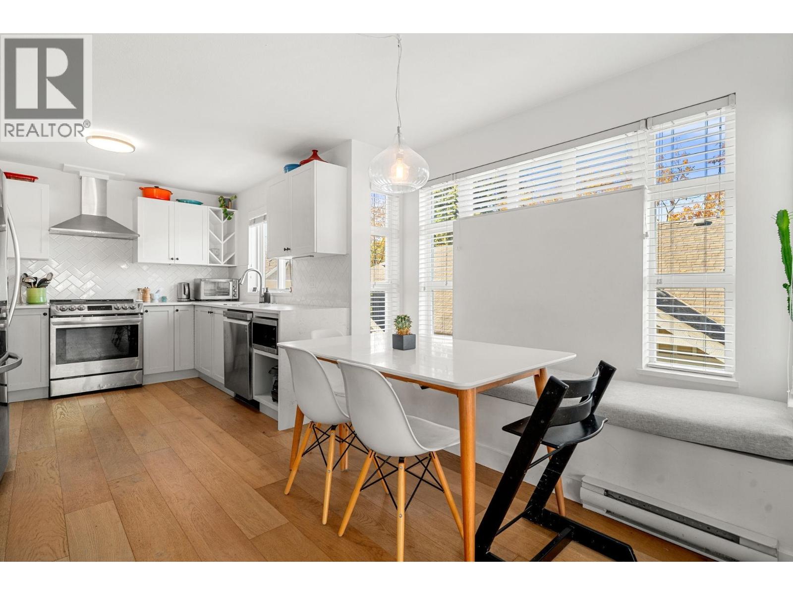 207 183 W 23rd Street, North Vancouver, British Columbia  V7M 2B1 - Photo 5 - R3177976