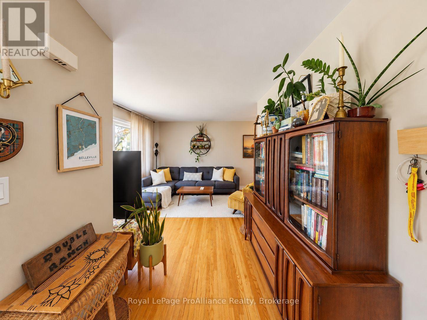 21 Lambert Drive, Belleville, Ontario  K8N 4K5 - Photo 3 - X14111944
