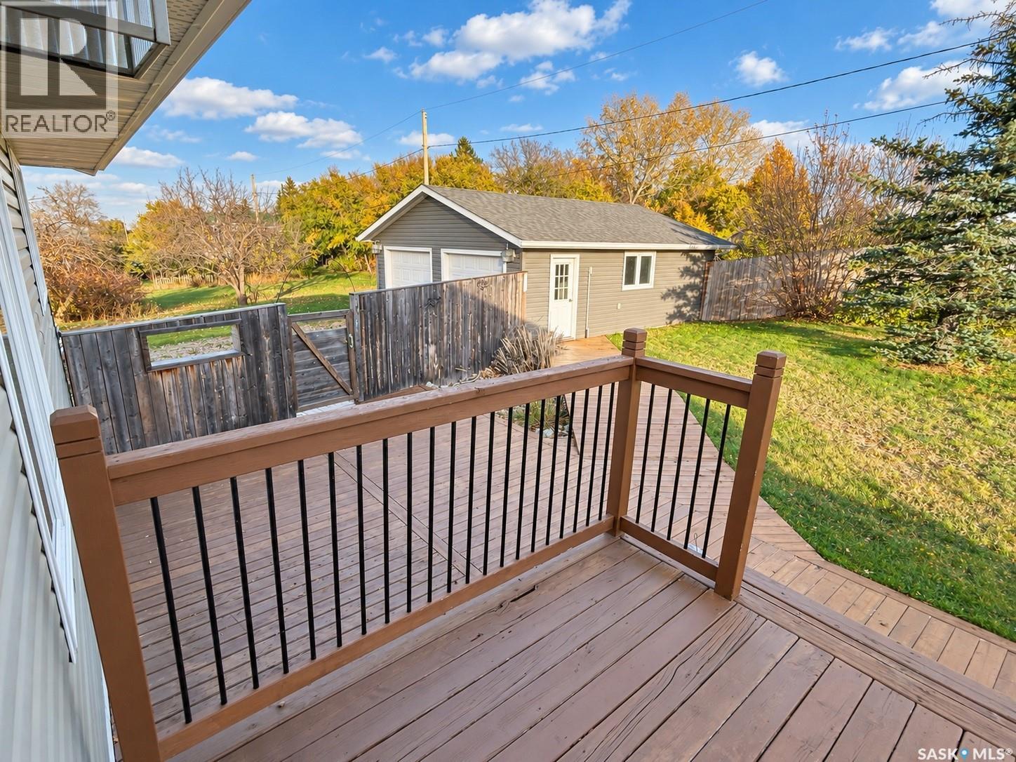 394 Standard Street, Pennant, Saskatchewan  S0N 1X0 - Photo 29 - SK051814
