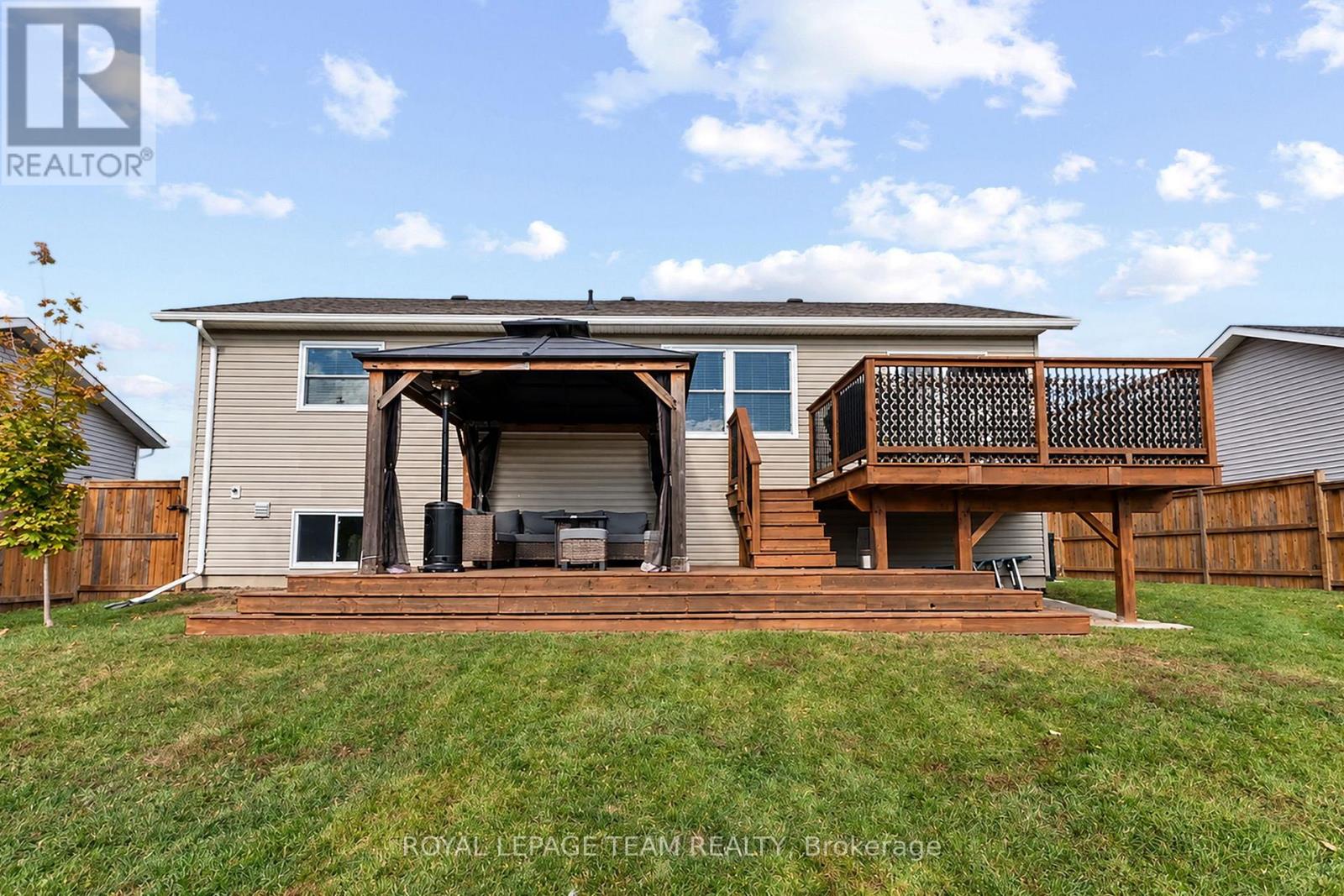 9 Terrance Drive, Petawawa, Ontario  K8H 0G3 - Photo 33 - X14111930