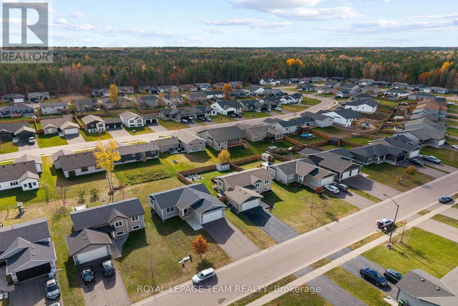 9 Terrance Drive, Petawawa, Ontario  K8H 0G3 - Photo 43 - X14111930