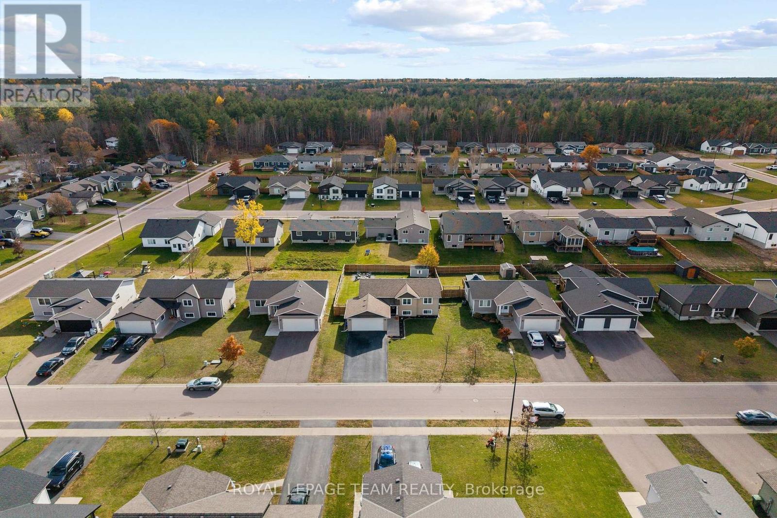 9 Terrance Drive, Petawawa, Ontario  K8H 0G3 - Photo 44 - X14111930