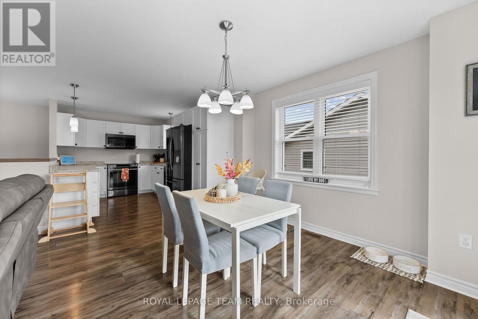 9 Terrance Drive, Petawawa, Ontario  K8H 0G3 - Photo 9 - X14111930