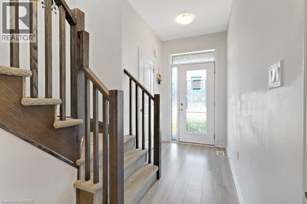 45 June Callwood Way, Brantford, Ontario N3T 0V1 - Photo 5 - 40869647