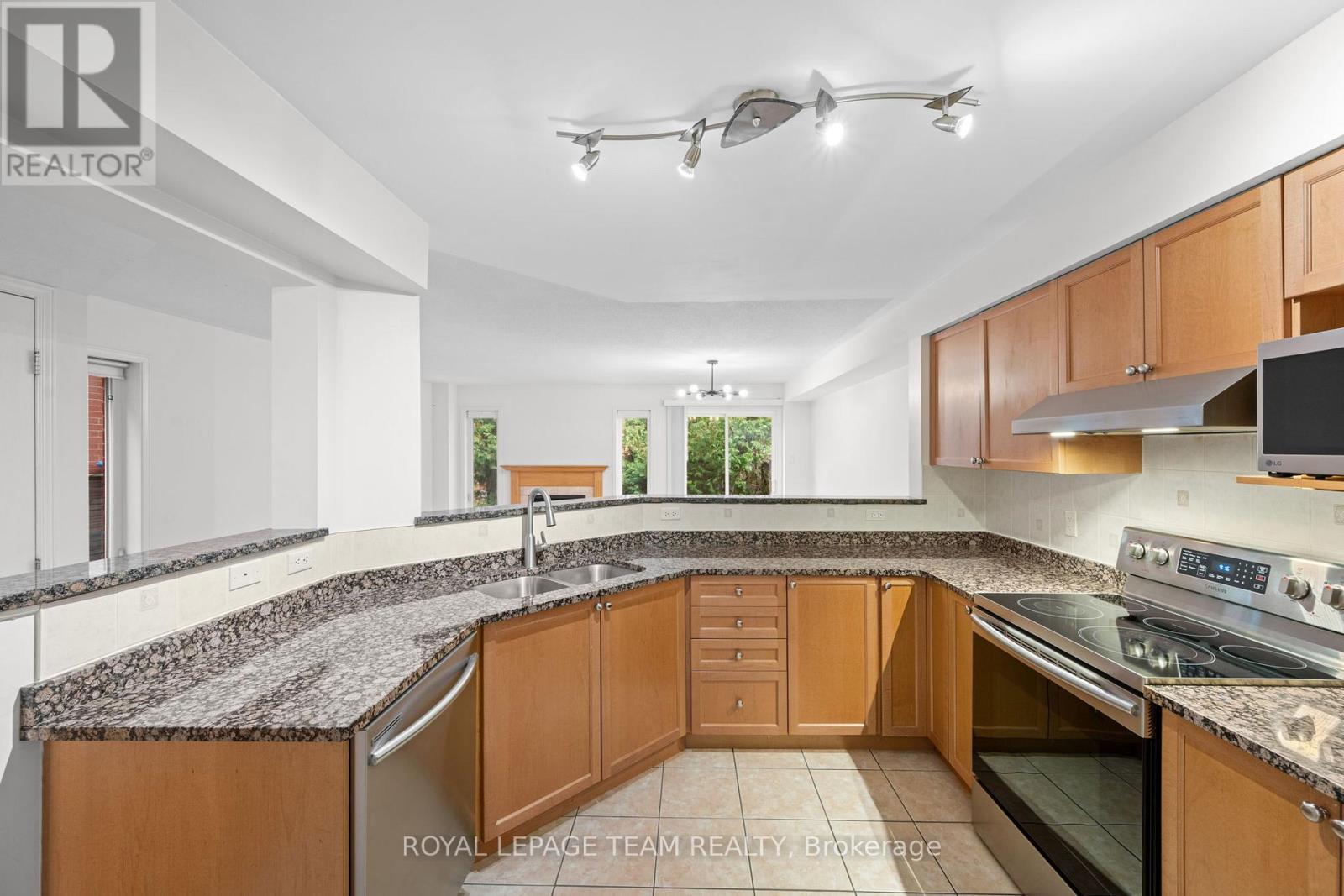 407 Meilleur Private, Ottawa, Ontario  K1L 0A3 - Photo 7 - X14111880