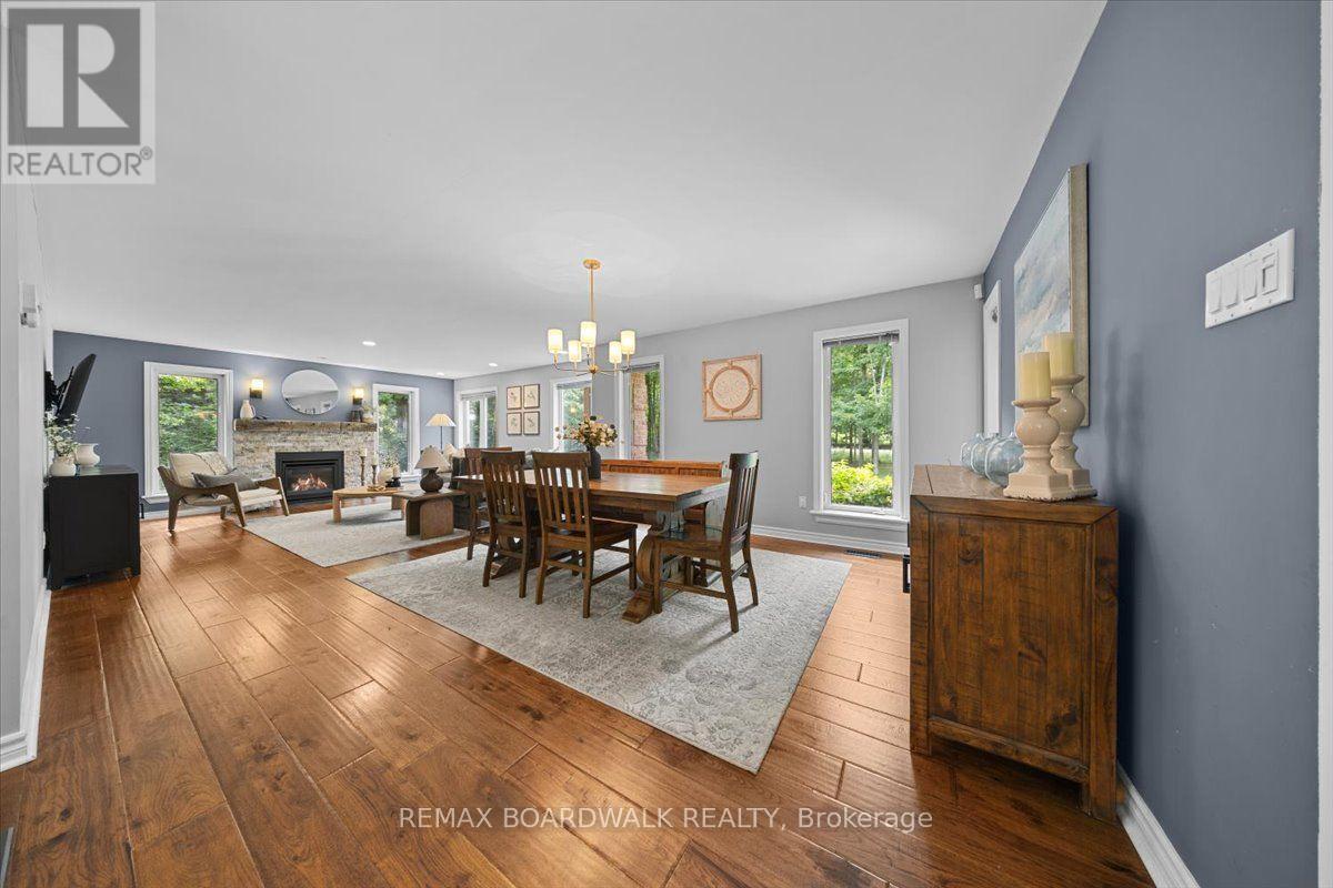 1424 Sherruby Way, Ottawa, Ontario  K2W 1B1 - Photo 5 - X14112066