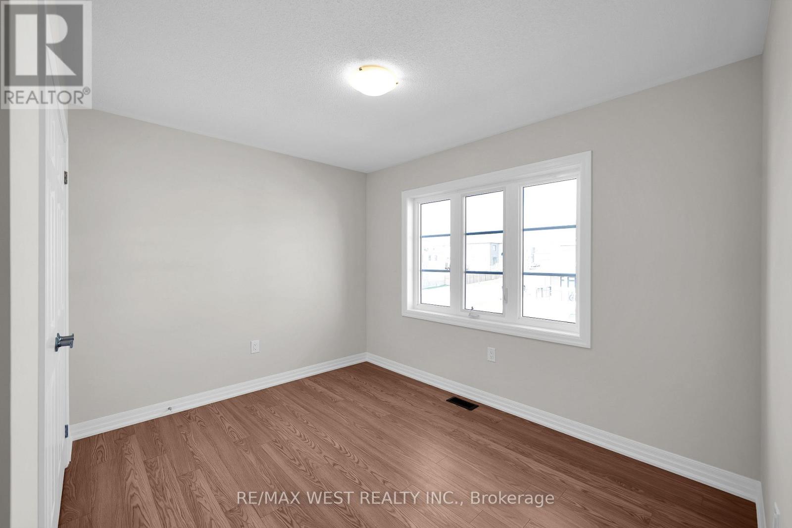 51 Northrop Avenue, Clarington, Ontario  L1B 0W6 - Photo 16 - E14100266