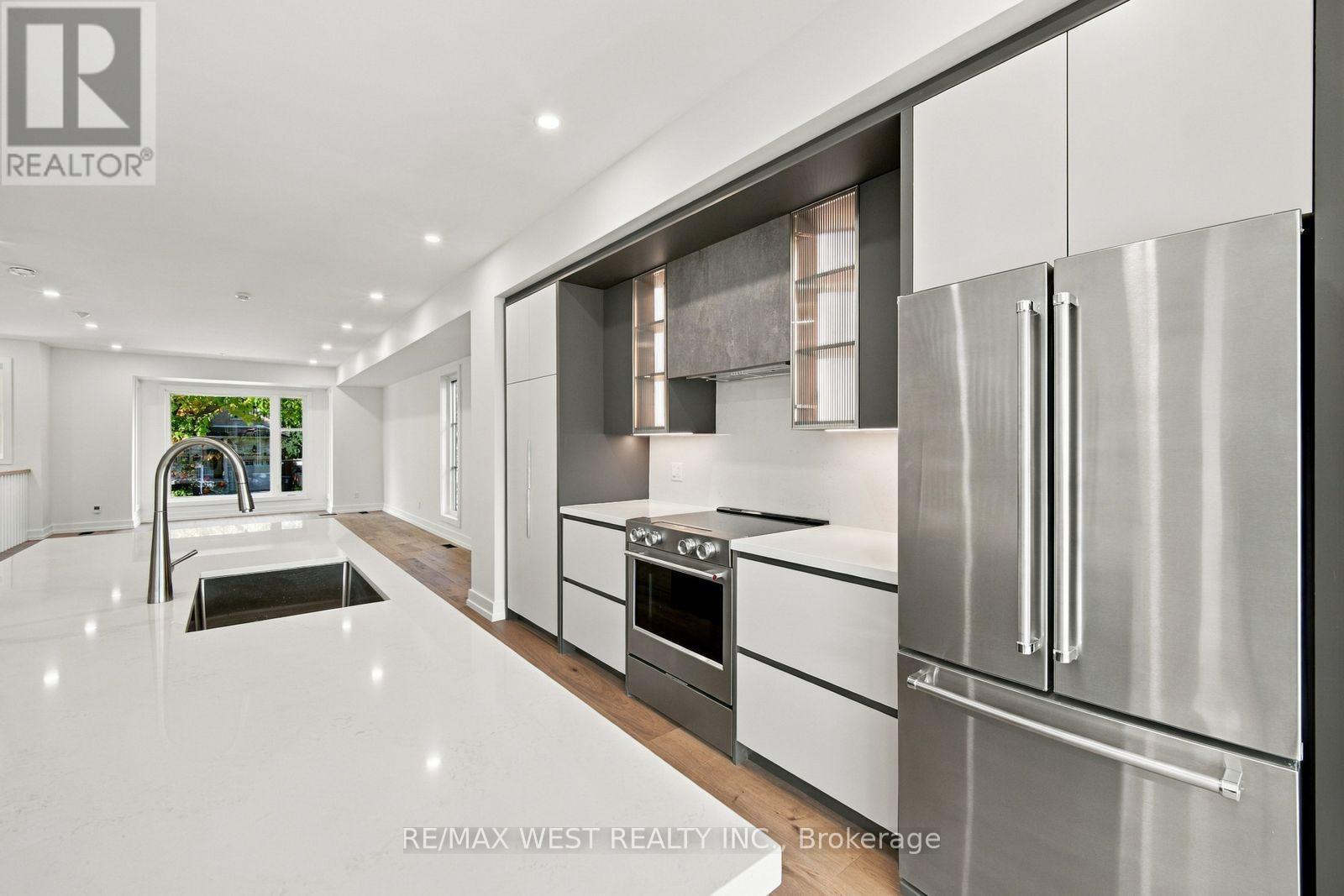 157 Aldercrest Avenue, Toronto, Ontario  M8W 4J2 - Photo 10 - W13906190