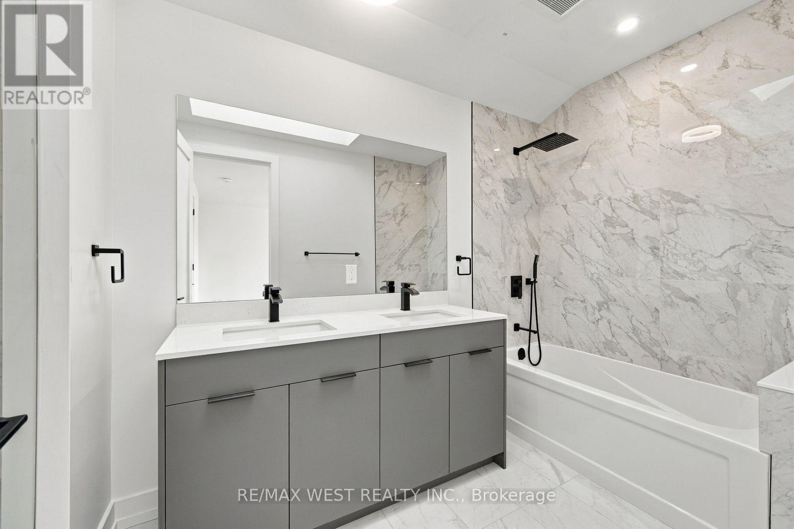 157 Aldercrest Avenue, Toronto, Ontario  M8W 4J2 - Photo 23 - W13906190