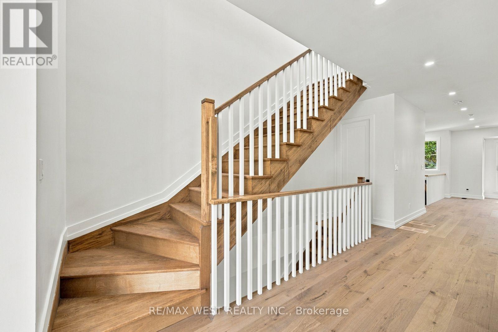 157 Aldercrest Avenue, Toronto, Ontario  M8W 4J2 - Photo 21 - W13906190