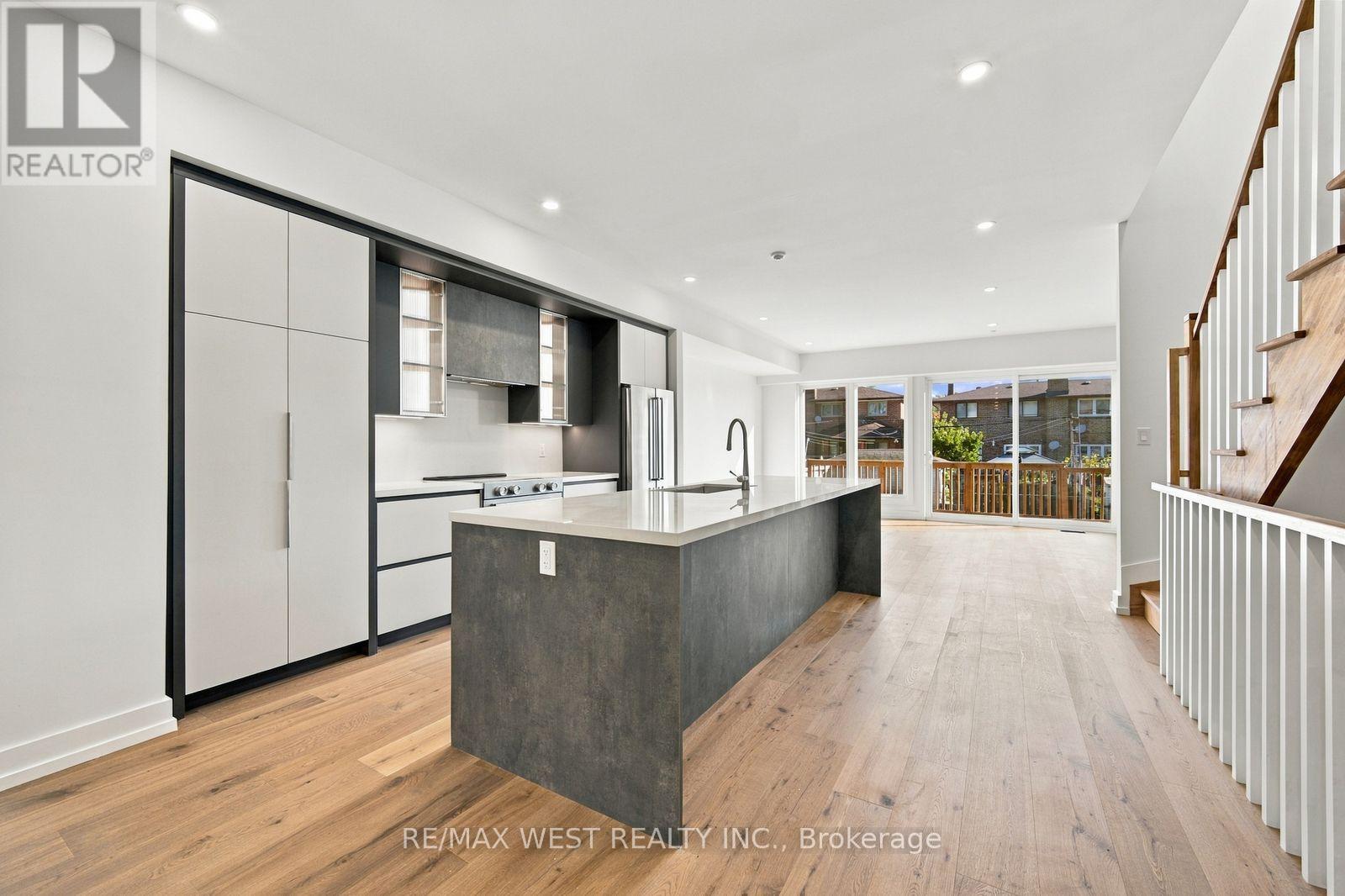 157 Aldercrest Avenue, Toronto, Ontario  M8W 4J2 - Photo 6 - W13906190