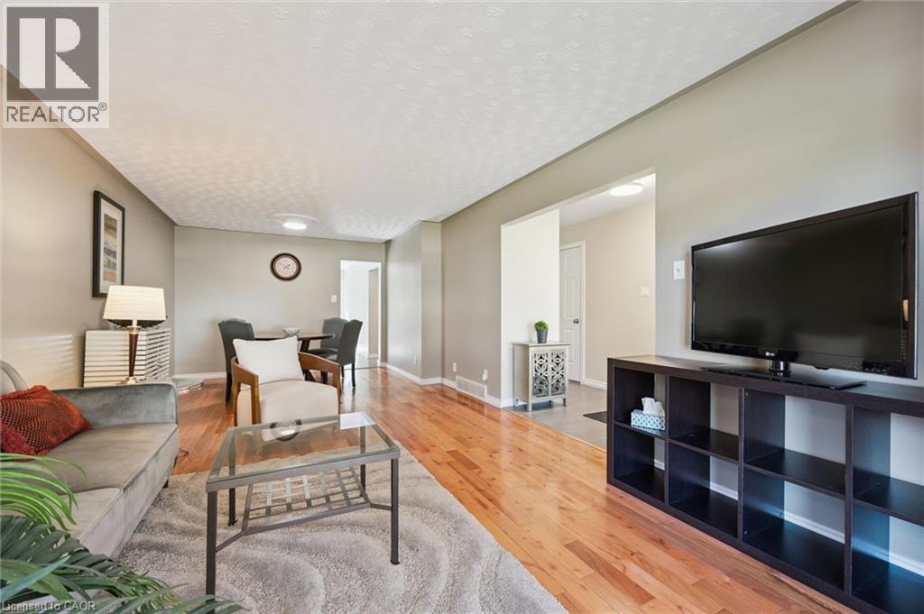 81 Sabrina Crescent, Kitchener, Ontario  N2P 1Y7 - Photo 10 - 40873498