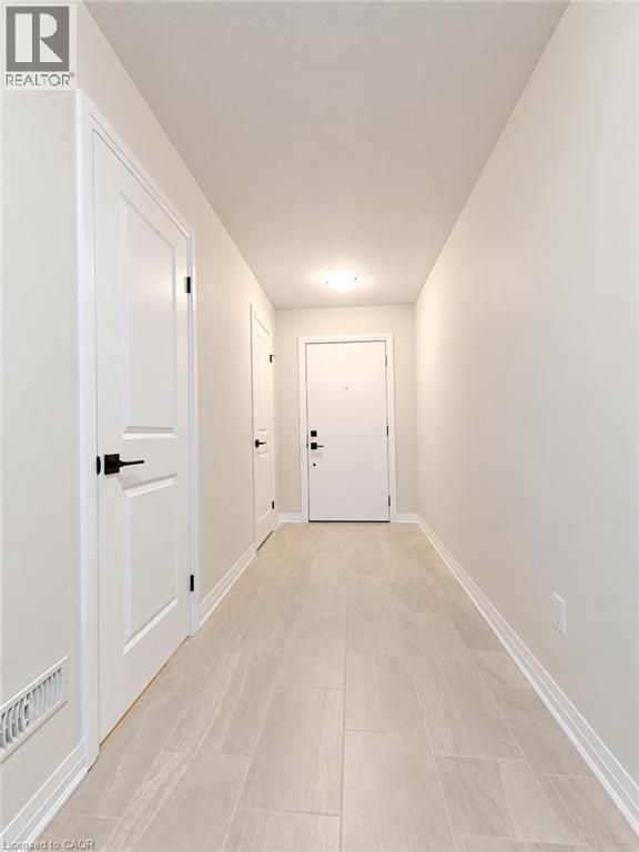 96 Progress Crescent, Kitchener, Ontario  N2R 0R7 - Photo 5 - 40873322