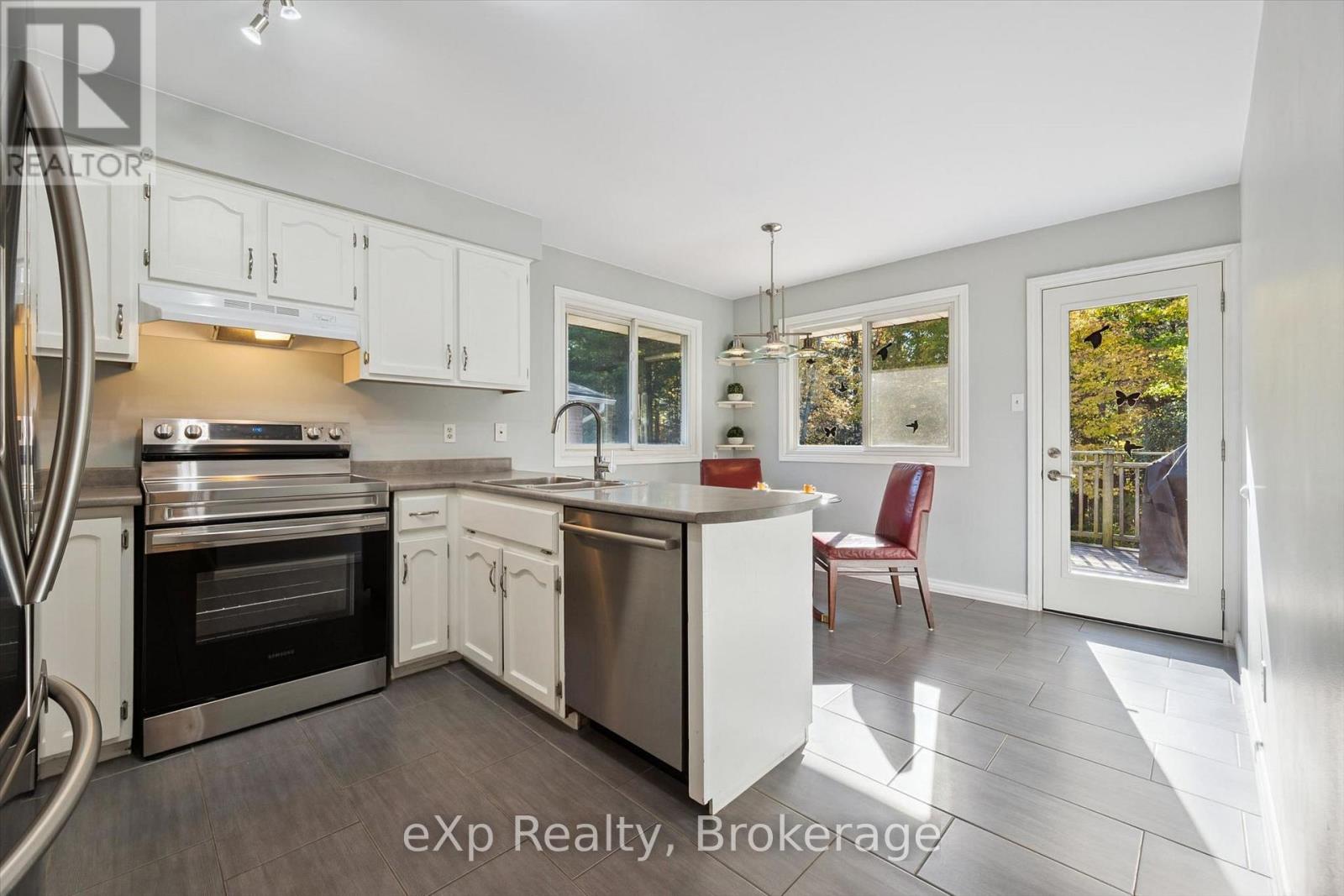 81 Sabrina Crescent, Kitchener, Ontario  N2P 1Y7 - Photo 13 - X14112108