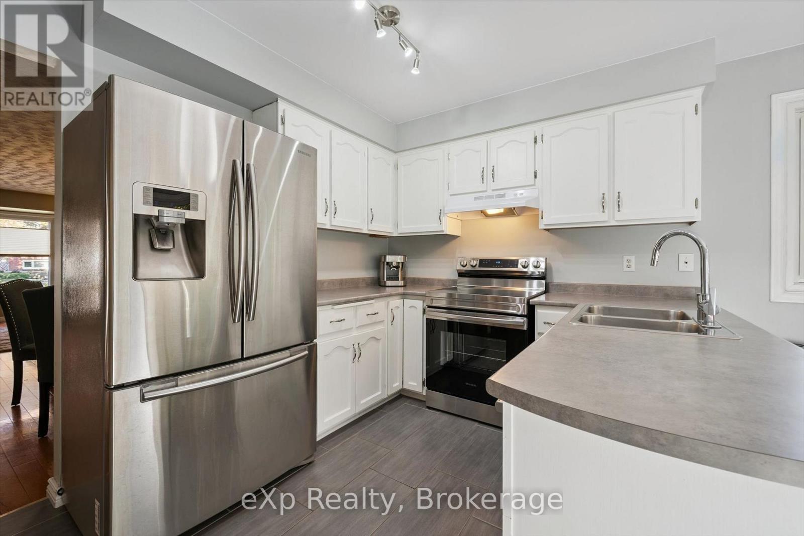 81 Sabrina Crescent, Kitchener, Ontario  N2P 1Y7 - Photo 16 - X14112108